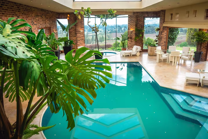 Stay in Bogotá’s most vibrant neighborhoods with our short-term rentals. Perfect for business travelers or those exploring Colombia’s capital.
