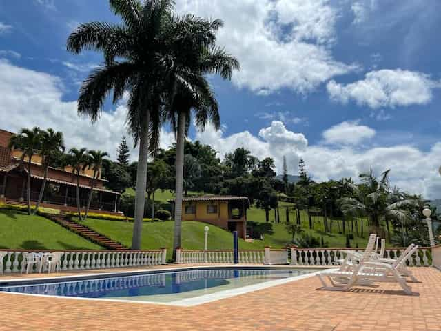 finca para eventos en la copacabana, medellín ideal para unas escapada con amigos y familia