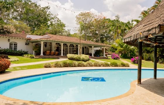 finca en aguas claras, especial para disfrutar momentos en familia