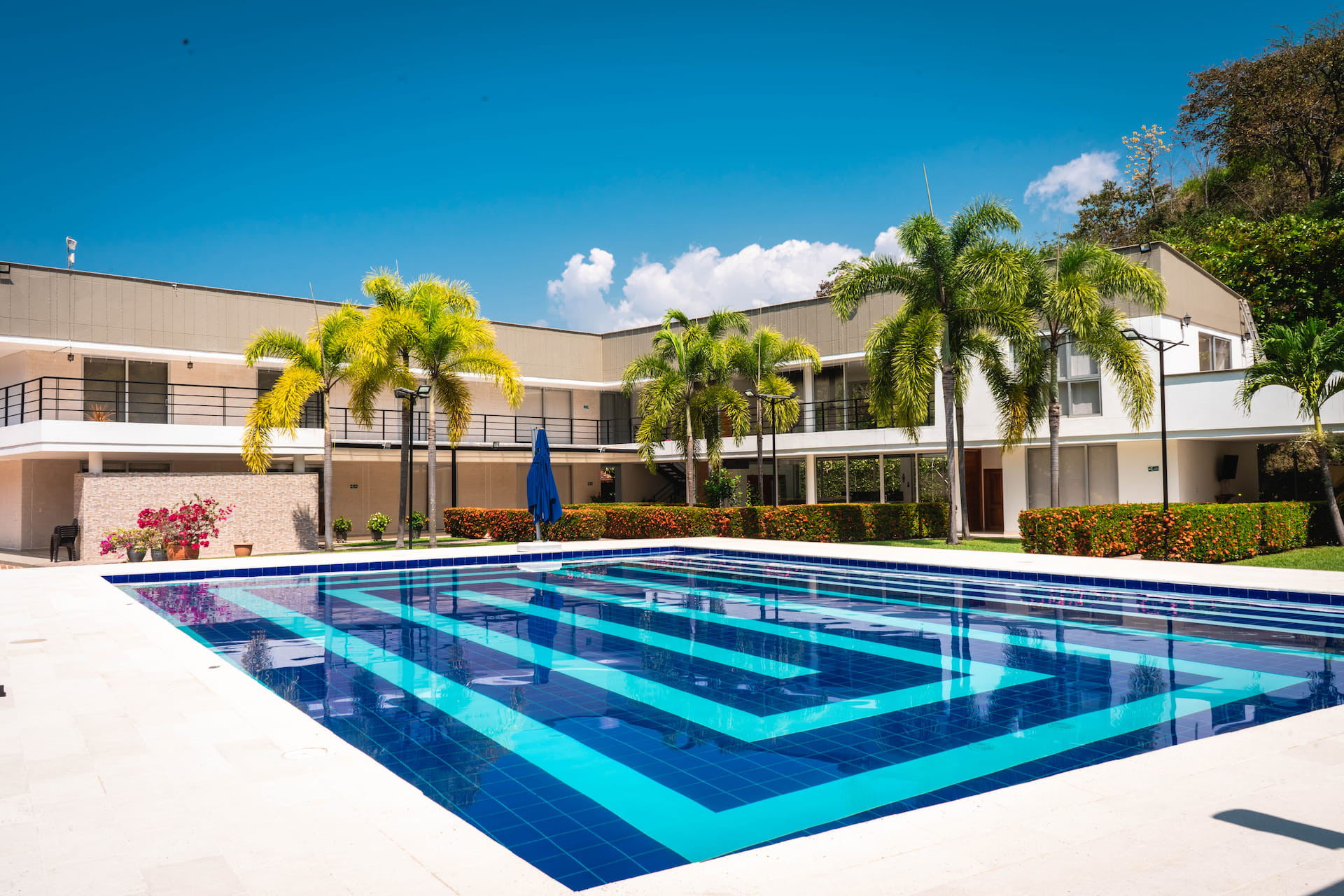Finca económica en Antioquia con piscina cerca de Medellín